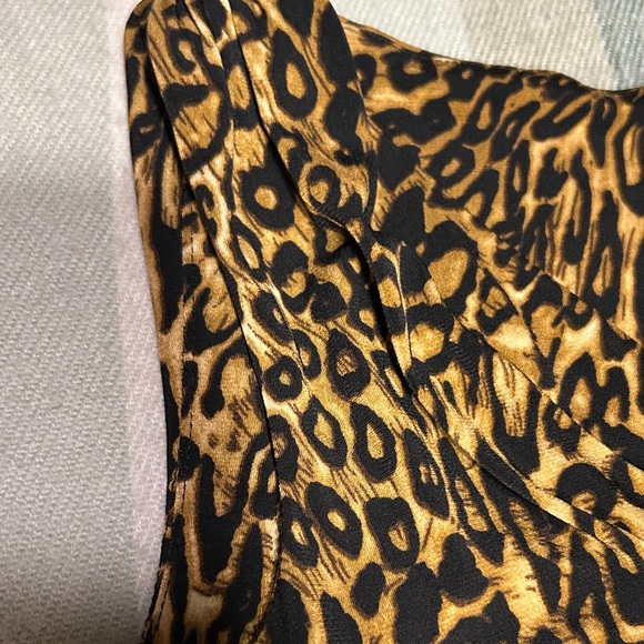 Lauren Ralph Lauren Leopard Print Midi Dress- Body Shaping Stretch - Picture 3 of 11